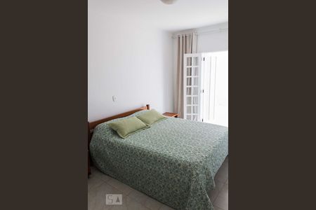 Casa à venda com 385m², 6 quartos e 2 vagasQuarto 4