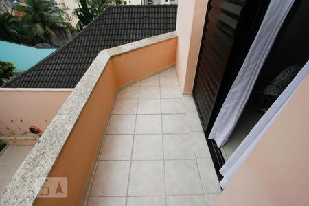 Casa à venda com 306m², 4 quartos e 6 vagas Casa à venda com 306m², 4 quartos e 6 vagasSacada Suíte 1