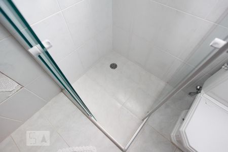Casa à venda com 306m², 4 quartos e 6 vagas Casa à venda com 306m², 4 quartos e 6 vagasBanheiro Suíte 1