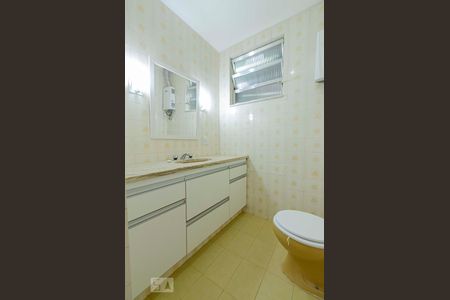 Apartamento à venda com 130m², 3 quartos e 1 vagaSuíte