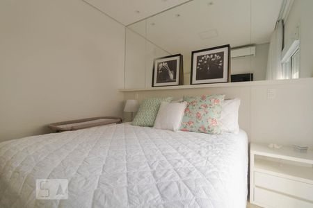 Casa de condomínio à venda com 115m², 3 quartos e 2 vagasSuíte