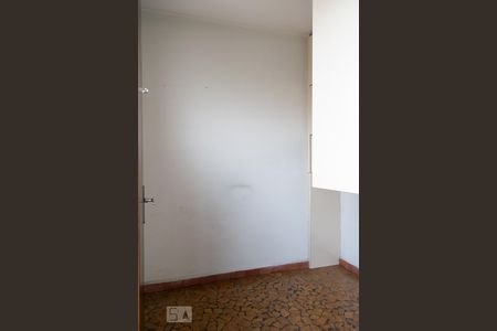 Apartamento à venda com 75m², 3 quartos e 2 vagas Apartamento à venda com 75m², 3 quartos e 2 vagasQUARTO DE SERVIÇO