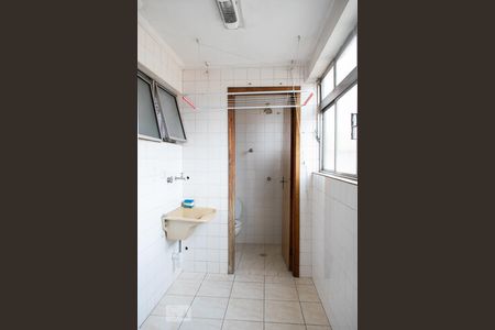 Apartamento à venda com 75m², 3 quartos e 2 vagas Apartamento à venda com 75m², 3 quartos e 2 vagasÁREA DE SERVIÇO