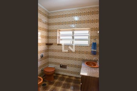 Casa à venda com 600m², 7 quartos e 8 vagas Casa à venda com 600m², 7 quartos e 8 vagasBanheiro