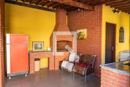 Casa à venda com 600m², 7 quartos e 8 vagas Casa à venda com 600m², 7 quartos e 8 vagasChurrasqueira