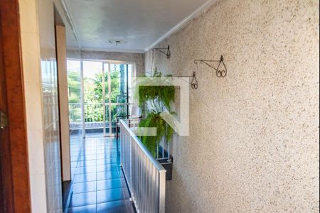 Casa à venda com 600m², 7 quartos e 8 vagas Casa à venda com 600m², 7 quartos e 8 vagasHall