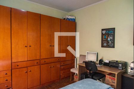 Casa à venda com 600m², 7 quartos e 8 vagas Casa à venda com 600m², 7 quartos e 8 vagasQuarto