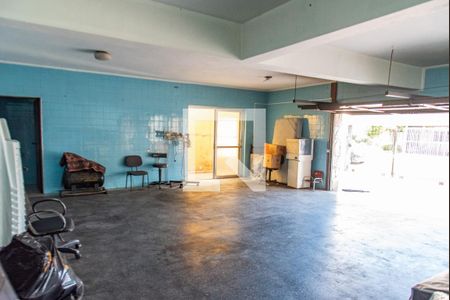 Casa à venda com 600m², 7 quartos e 8 vagas Casa à venda com 600m², 7 quartos e 8 vagasGaragem