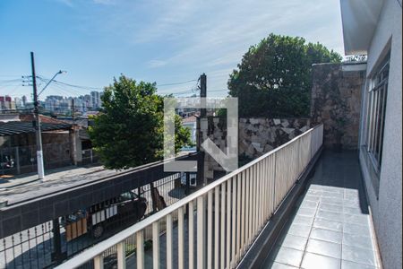 Casa à venda com 600m², 7 quartos e 8 vagas Casa à venda com 600m², 7 quartos e 8 vagasVaranda