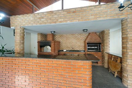 Apartamento à venda com 190m², 4 quartos e 3 vagasDetalhe churrasqueira