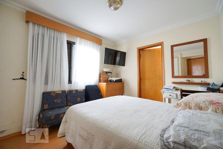 Apartamento à venda com 190m², 4 quartos e 3 vagasQuarto suíte 02