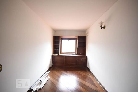 Casa à venda com 350m², 4 quartos e 4 vagasEscritório 2