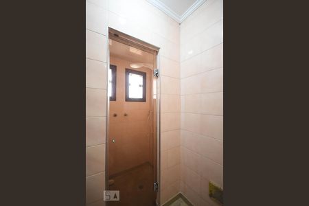 Casa à venda com 350m², 4 quartos e 4 vagasDetalhe do Banheiro Suíte 3