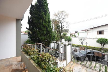 Casa à venda com 350m², 4 quartos e 4 vagasVista para Rua