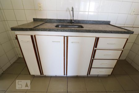 Apartamento para alugar com 72m², 2 quartos e 1 vaga Apartamento para alugar com 72m², 2 quartos e 1 vagaCozinha