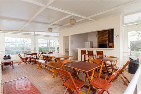 Apartamento à venda com 72m², 3 quartos e 1 vaga Apartamento à venda com 72m², 3 quartos e 1 vagaÁrea Comum - Chirrasqueira