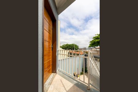 Casa à venda com 225m², 3 quartos e 6 vagas Casa à venda com 225m², 3 quartos e 6 vagasPorta de Entrada