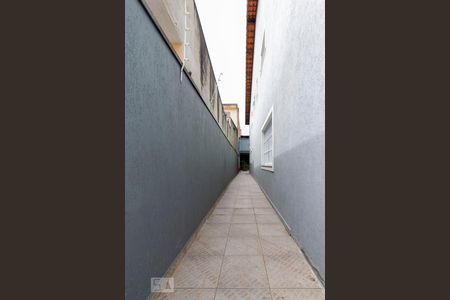 Casa à venda com 225m², 3 quartos e 6 vagas Casa à venda com 225m², 3 quartos e 6 vagasCorredor