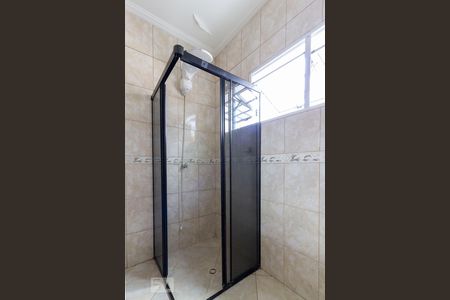 Casa à venda com 225m², 3 quartos e 6 vagas Casa à venda com 225m², 3 quartos e 6 vagasBanheiro Quarto 1 - Suite