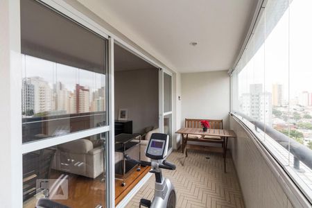 Varanda de apartamento para alugar com 3 quartos, 90m² em Saúde, São Paulo
