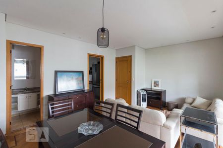 Sala de apartamento para alugar com 3 quartos, 90m² em Saúde, São Paulo