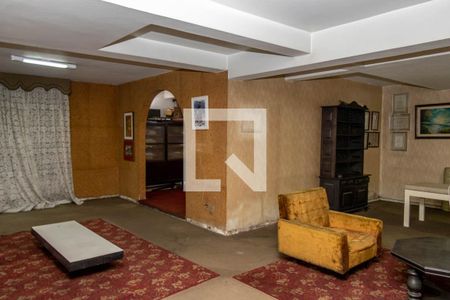 Casa à venda com 403m², 3 quartos e 4 vagas Casa à venda com 403m², 3 quartos e 4 vagasEscritório