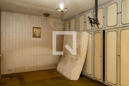 Casa à venda com 403m², 3 quartos e 4 vagas Casa à venda com 403m², 3 quartos e 4 vagasQuarto 4