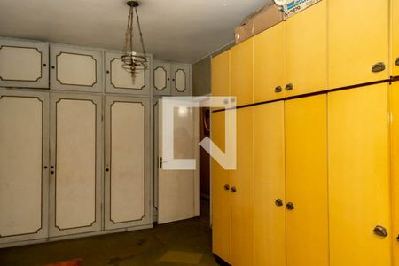 Casa à venda com 403m², 3 quartos e 4 vagas Casa à venda com 403m², 3 quartos e 4 vagasQuarto 3