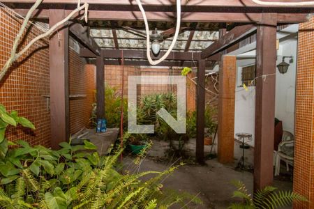 Casa à venda com 403m², 3 quartos e 4 vagas Casa à venda com 403m², 3 quartos e 4 vagasQuintal gourmet