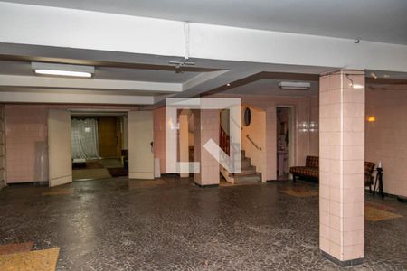 Casa à venda com 403m², 3 quartos e 4 vagas Casa à venda com 403m², 3 quartos e 4 vagasGaragem