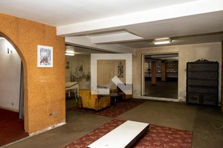 Casa à venda com 403m², 3 quartos e 4 vagas Casa à venda com 403m², 3 quartos e 4 vagasEscritório