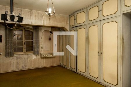 Casa à venda com 403m², 3 quartos e 4 vagas Casa à venda com 403m², 3 quartos e 4 vagasQuarto 4