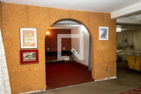 Casa à venda com 403m², 3 quartos e 4 vagas Casa à venda com 403m², 3 quartos e 4 vagasEscritório