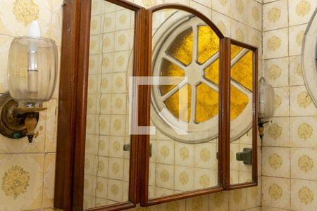 Casa à venda com 403m², 3 quartos e 4 vagas Casa à venda com 403m², 3 quartos e 4 vagasBanheiro