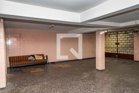 Casa à venda com 403m², 3 quartos e 4 vagas Casa à venda com 403m², 3 quartos e 4 vagasGaragem