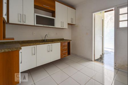 Casa de condomínio à venda com 80m², 2 quartos e 2 vagasCozinha