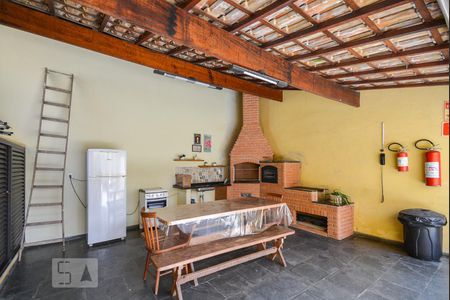 Casa de condomínio à venda com 80m², 2 quartos e 2 vagasÁrea Comum - Churrasqueira