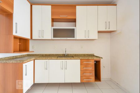 Casa de condomínio à venda com 80m², 2 quartos e 2 vagasCozinha