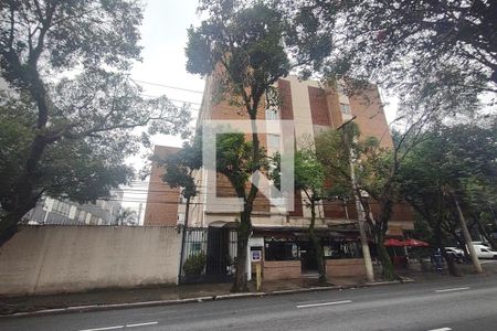 Apartamento à venda com 97m², 3 quartos e 1 vaga Apartamento à venda com 97m², 3 quartos e 1 vagaFachada