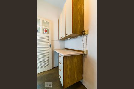 Apartamento à venda com 70m², 2 quartos e 1 vaga Apartamento à venda com 70m², 2 quartos e 1 vagaQuarto de serviço - Armários