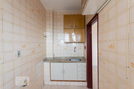Apartamento à venda com 35m², 1 quarto e sem vaga Apartamento à venda com 35m², 1 quarto e sem vagaCozinha e Área de Serviço
