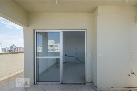 Apartamento para alugar com 148m², 3 quartos e 2 vagasVaranda 