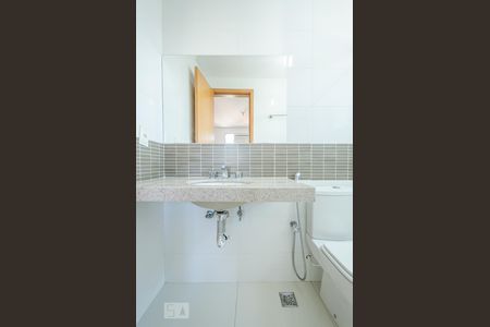 Apartamento para alugar com 148m², 3 quartos e 2 vagasBanheiro da Suíte