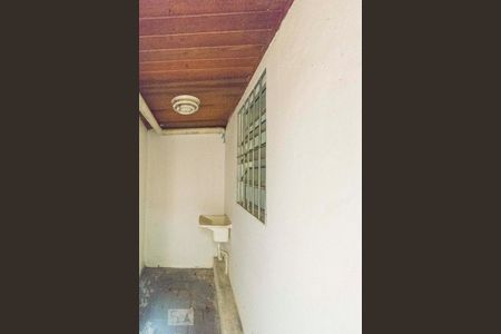 Casa à venda com 254m², 4 quartos e 2 vagas Casa à venda com 254m², 4 quartos e 2 vagasÁrea de serviço