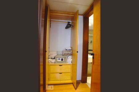 Apartamento para alugar com 44m², 1 quarto e 1 vaga