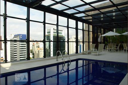 Apartamento para alugar com 44m², 1 quarto e 1 vaga