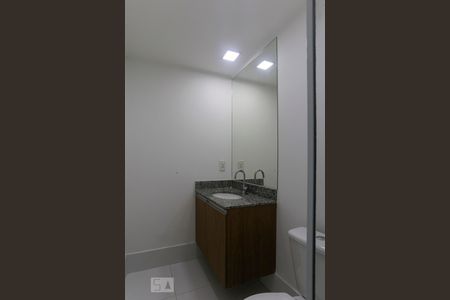 Apartamento à venda com 68m², 2 quartos e 1 vaga Apartamento à venda com 68m², 2 quartos e 1 vagaBanheiro da Suite