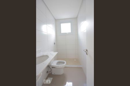 Banheiro 2 de apartamento para alugar com 2 quartos, 103m² em Vila Rosa, Novo Hamburgo