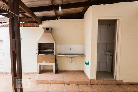 Casa à venda com 120m², 3 quartos e 3 vagas Casa à venda com 120m², 3 quartos e 3 vagasChurrasqueira