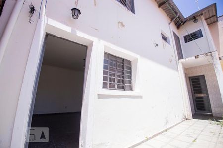 fachada de casa para alugar com 2 quartos, 100m² em Vila Lemos, Campinas